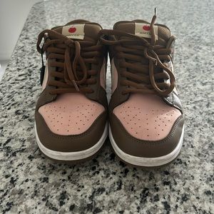 Slightly used no box no laces